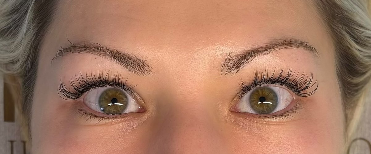 Nachher: 1:1 Wimpernverlängerung