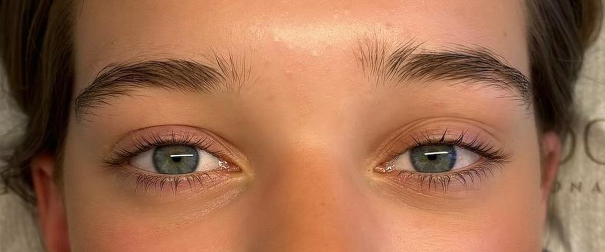 Vorher: Wimpern & Brauen