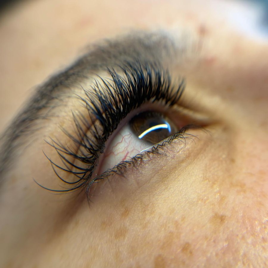 Ergebnis Wimpernverlängerung